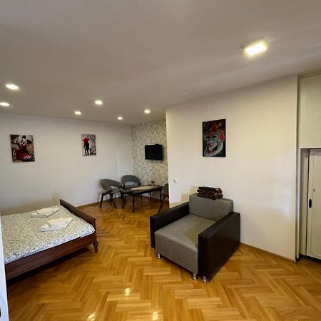 K&N Guesthouse 트빌리시 외부 사진