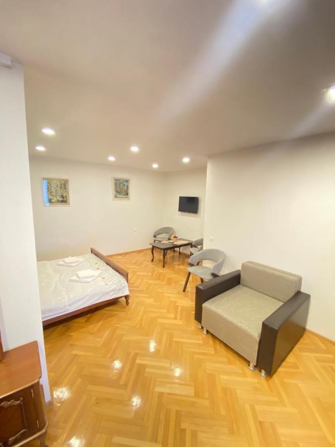 K&N Guesthouse 트빌리시 외부 사진